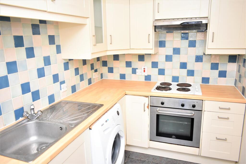 Lewin Road, Streatham, SW16