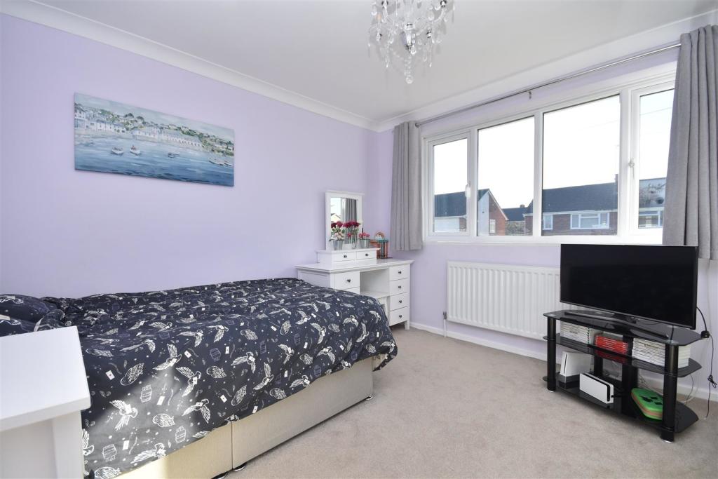 bedroom two.jpg