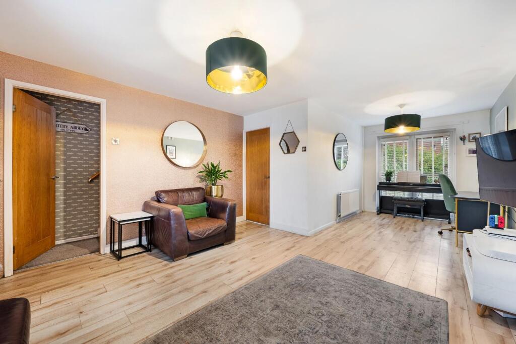 174 Whittingham Drive HDR-27.jpg