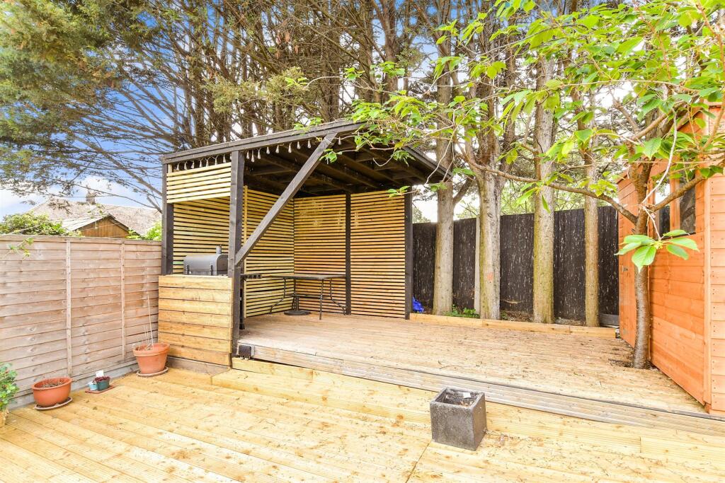 External Lifestyle Photograph