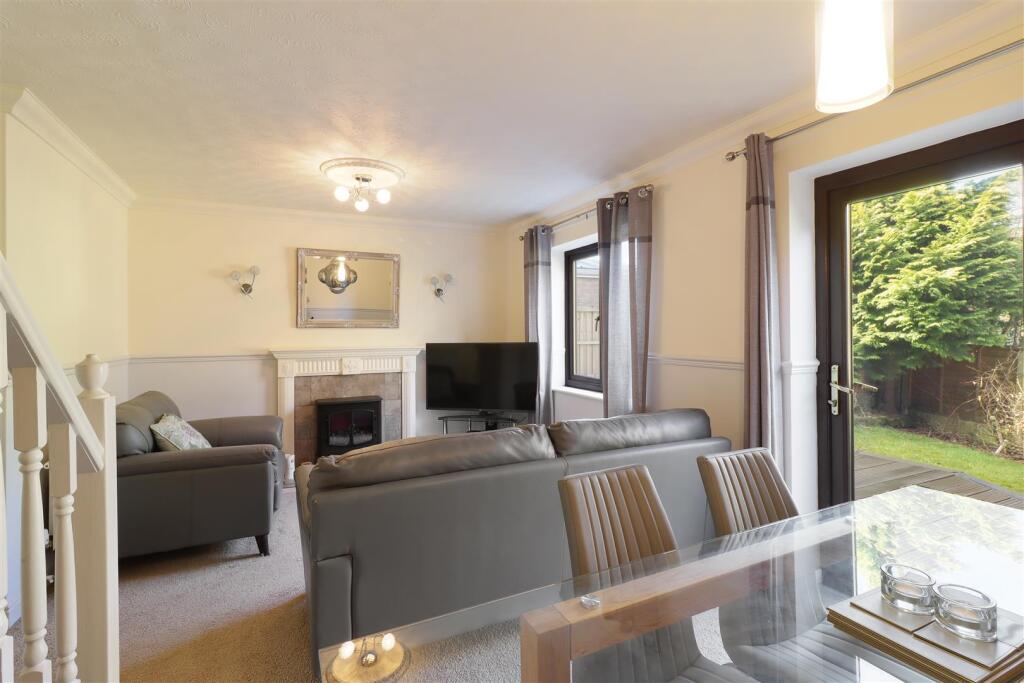 Reception/ Dining Room