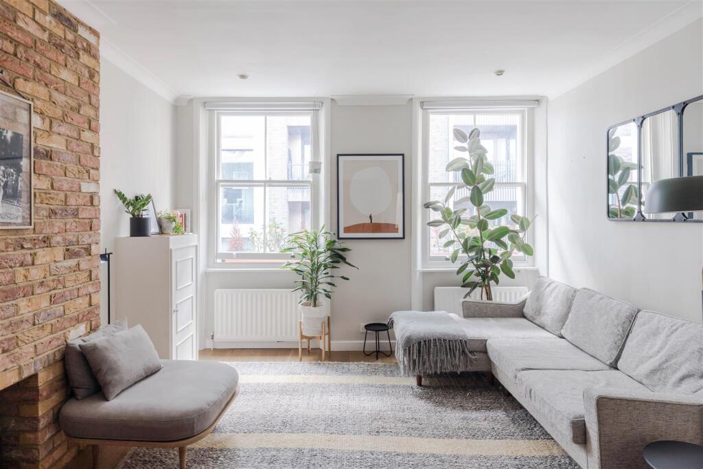 18 Cleveland Street-