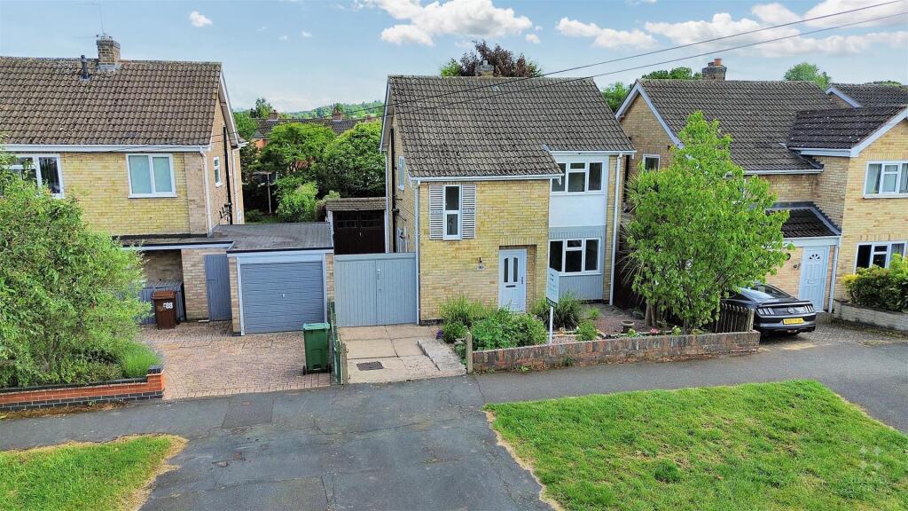 dji_fly_20250528_193244_619_1748506965570_photo_op