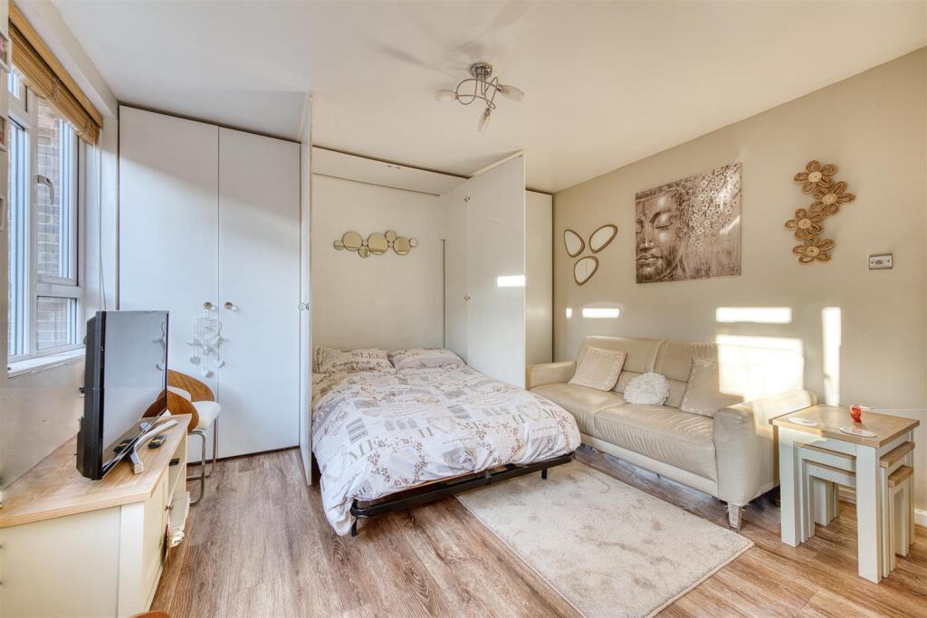 Reception with Bed