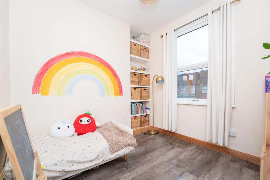 112 DBR Bed 3.jpg