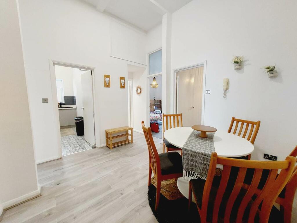 Entrance aspect5