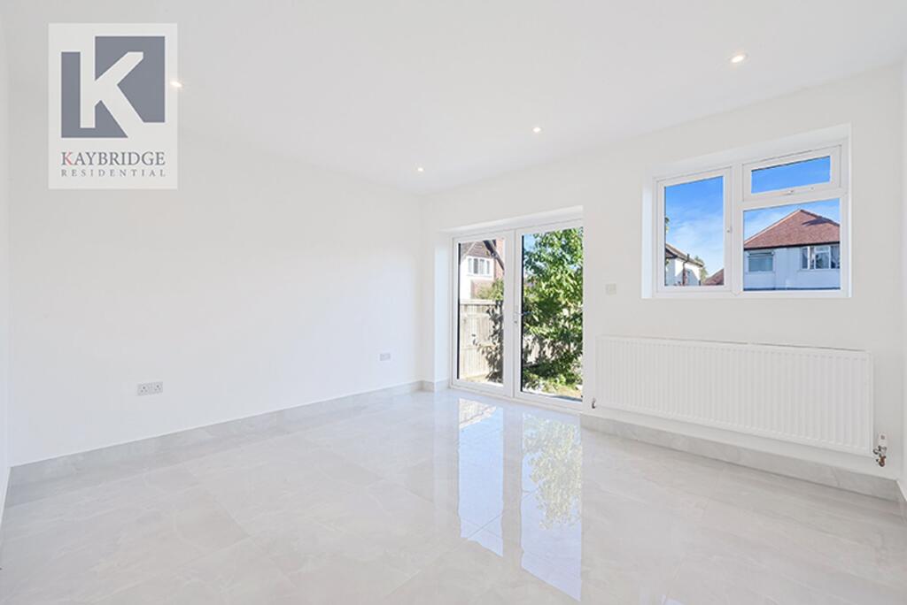 Cudas Close, Epsom - KT19 0QF