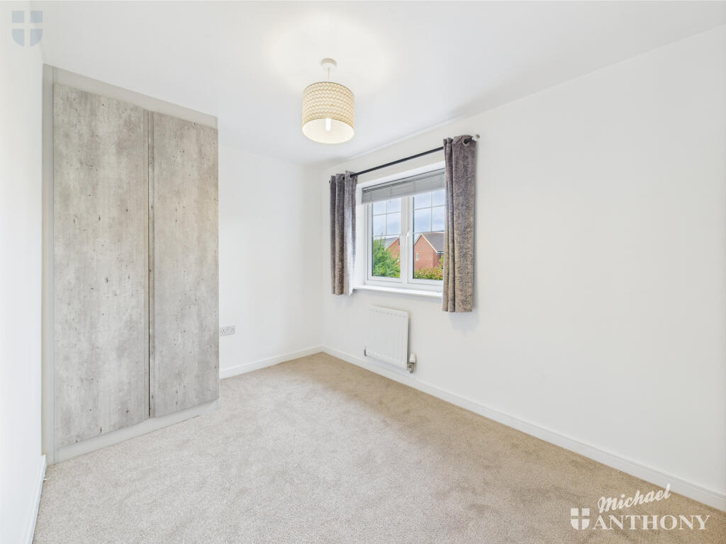 CAM03852G0-PR0298-STILL011