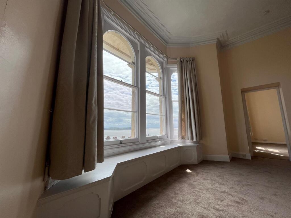 Bay Window (2).jpg