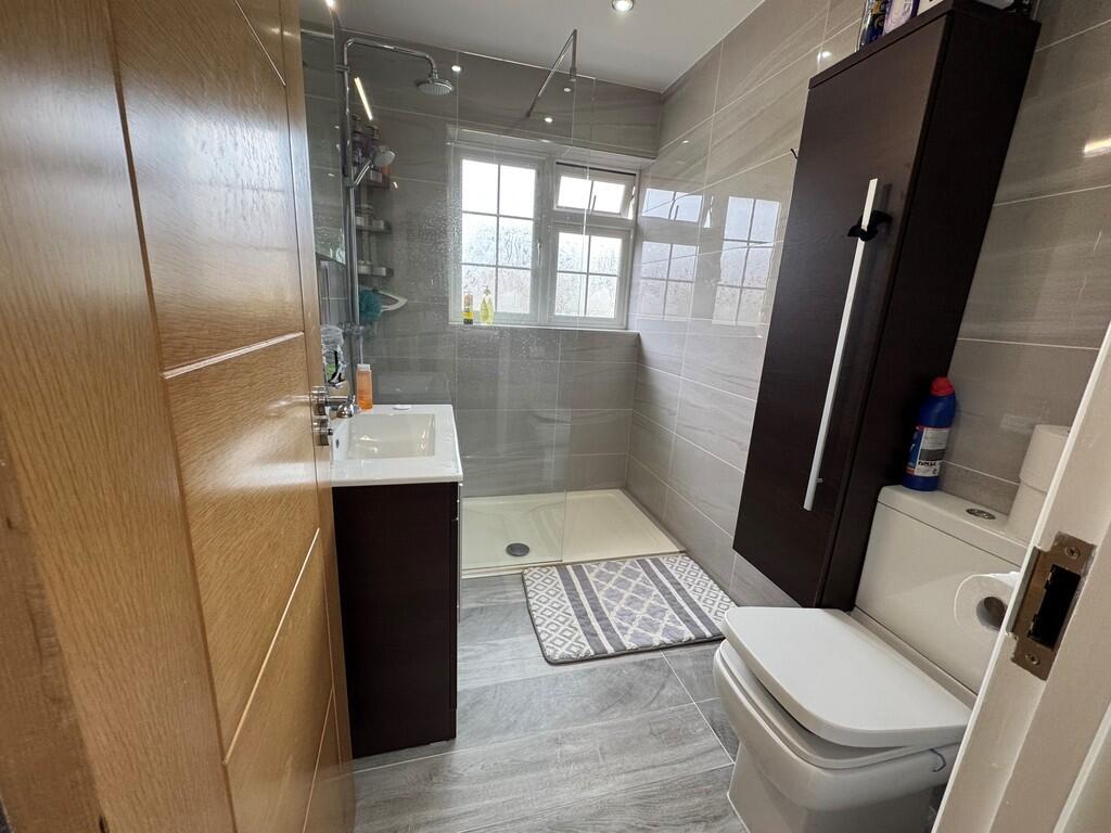 10 Eustace Road -...