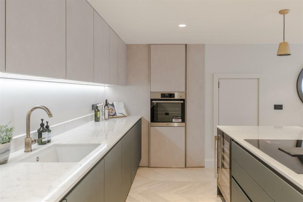 22 Ralph Court-25.jpg