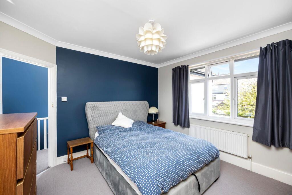 Brittany Road 19 BEDROOM OPEN WARDROBES 2.jpeg