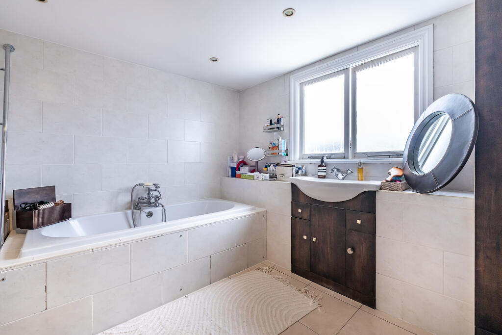 Ensuite Bathroom