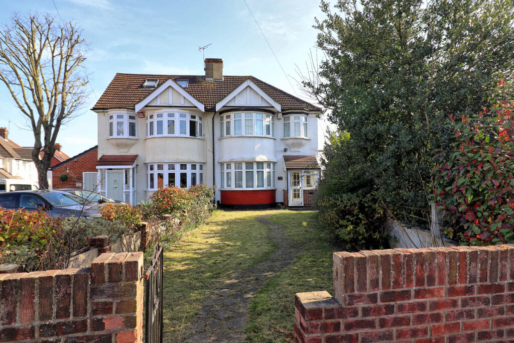 Upper Brentwood Road, Romford, RM2