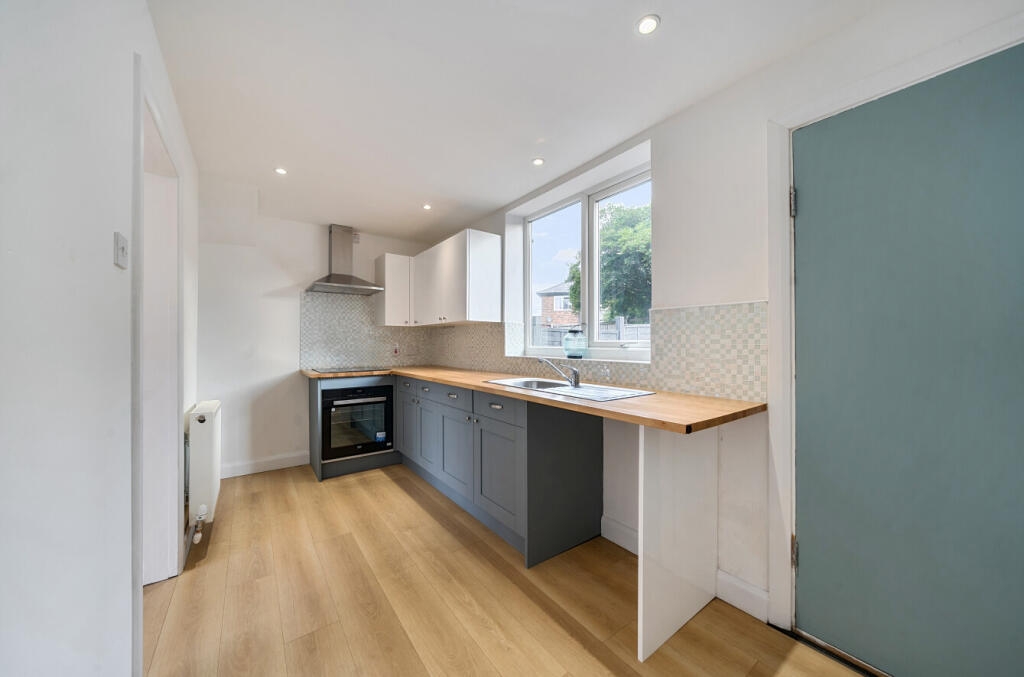 1359098-10-68de50...