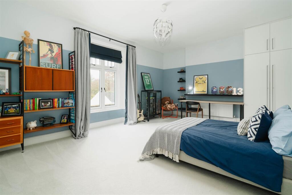 Bedroom2.jpg