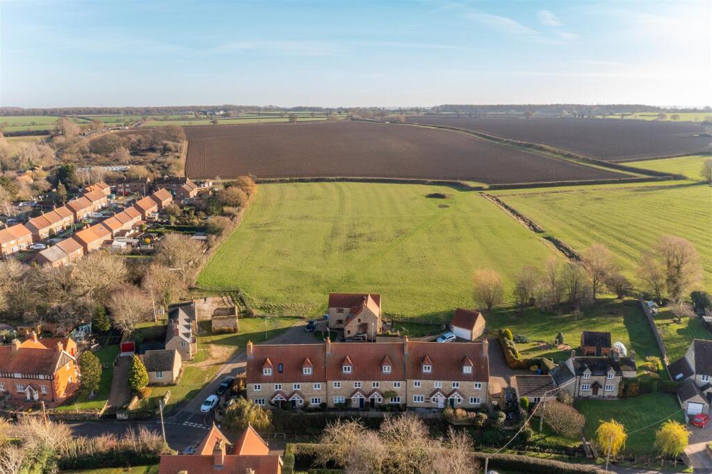 DJI_0061-d3eb2585ae64522c53f33fe772c634b9.jpg