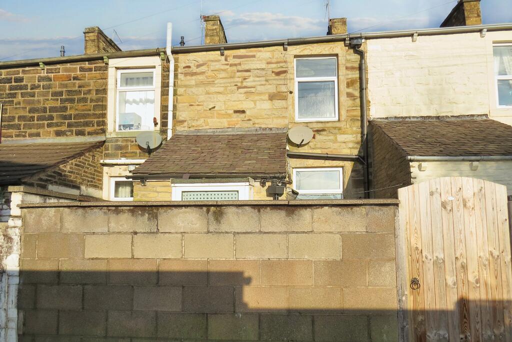 213 Brunshaw Road, Burnley, Lancashire, BB10 4DL