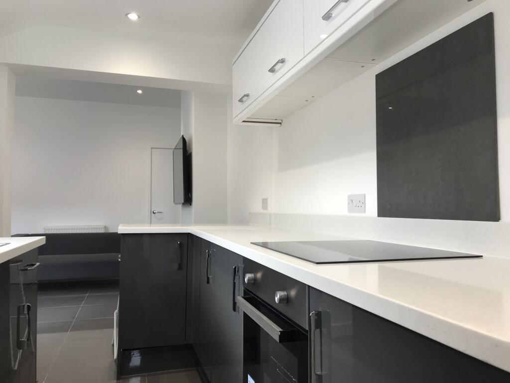 Kitchen - 9 Westfield.jpg