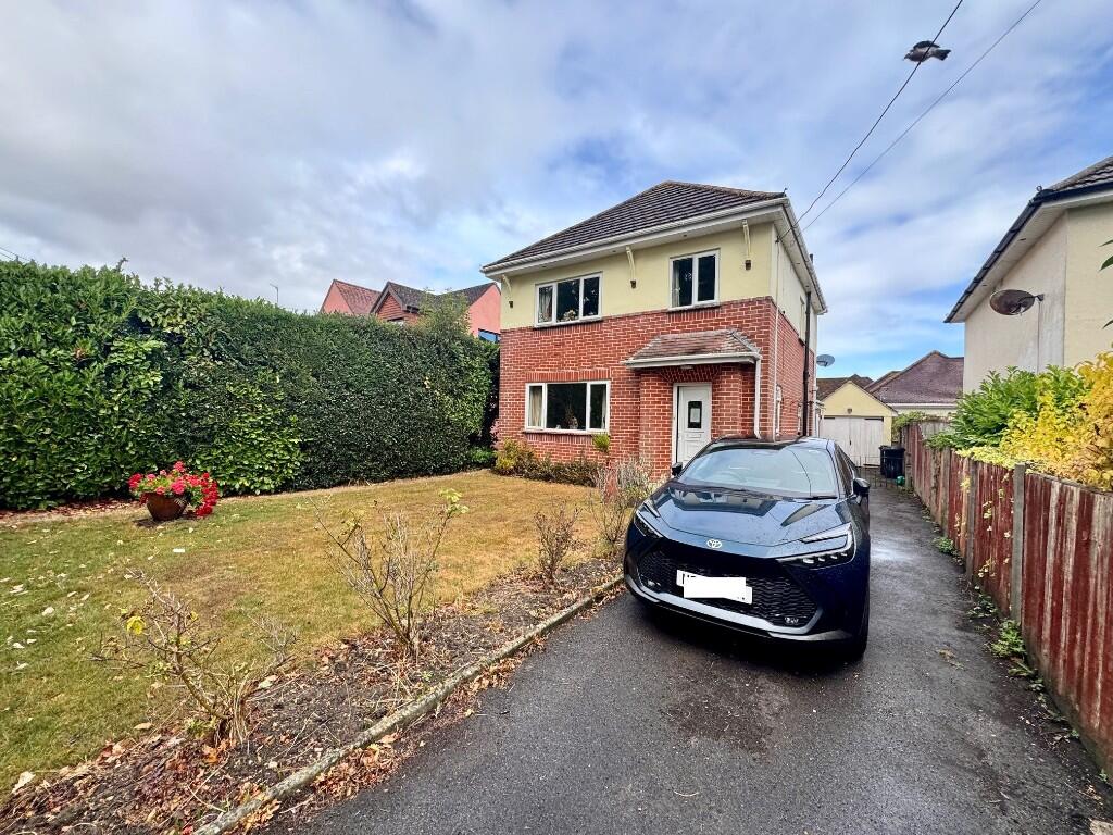 Marley Avenue, New Milton, Hampshire, BH25
