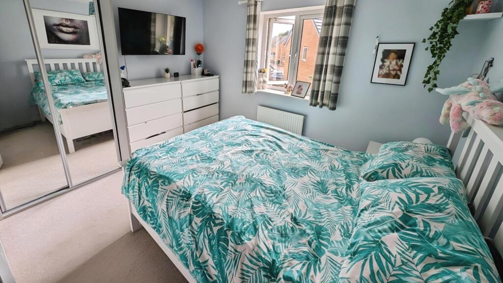 pbox-bedroom-315611.jpg