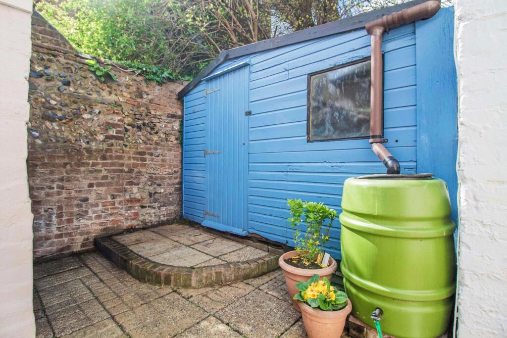 Cobbler's Cottage, Sparhawk Street [Garden Shed] 0