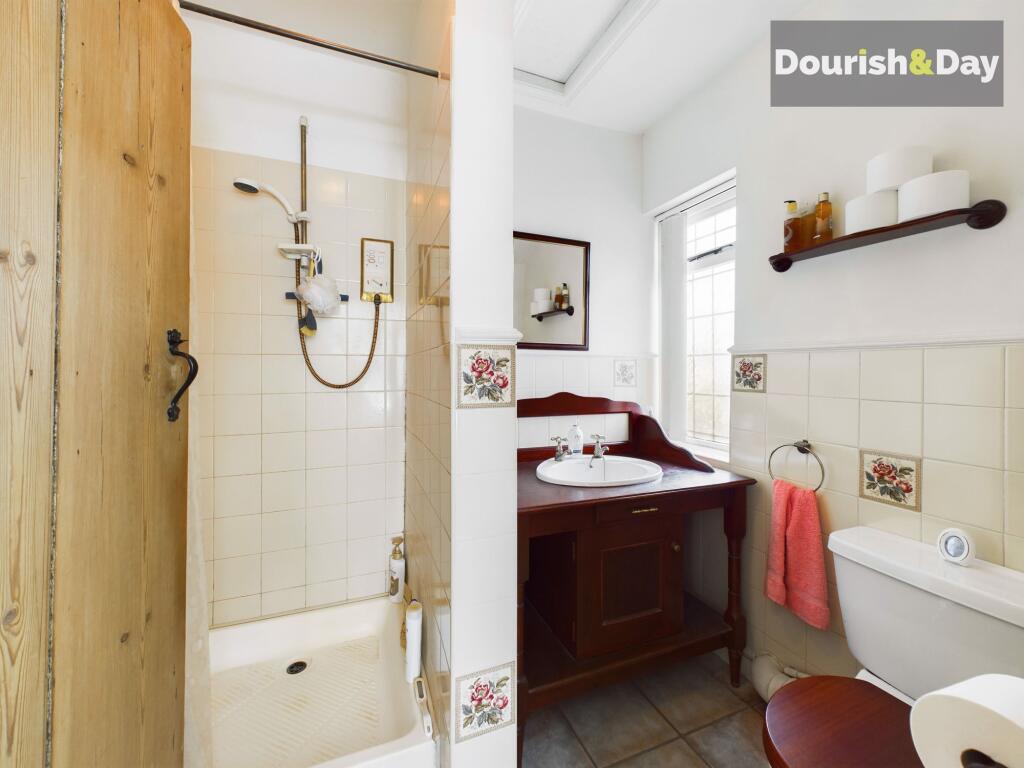Ensuite