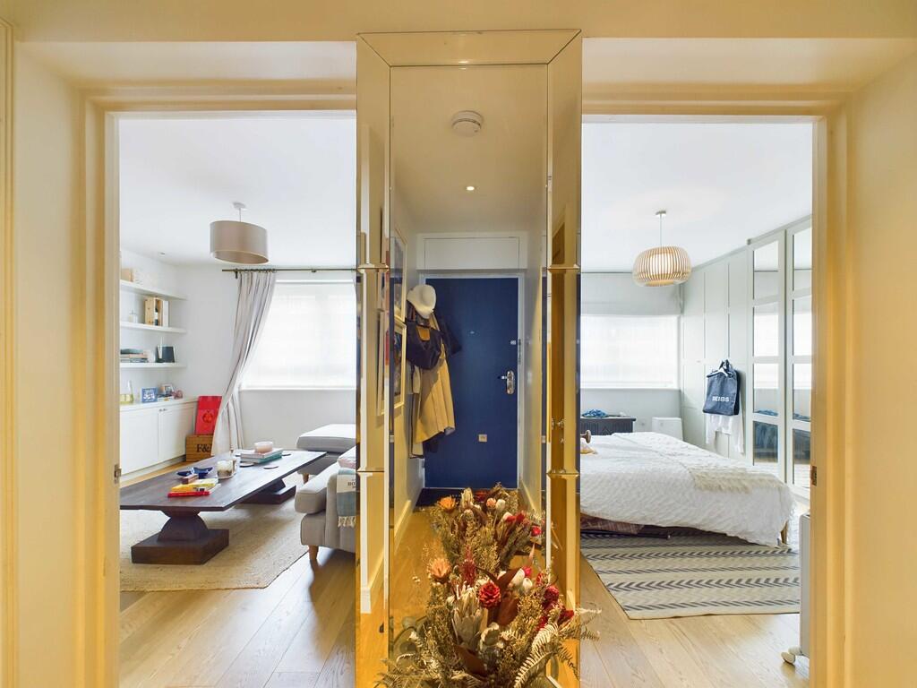 CAM03741G0-PR0062...