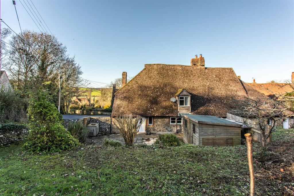 Thatch Cottage10.jpg