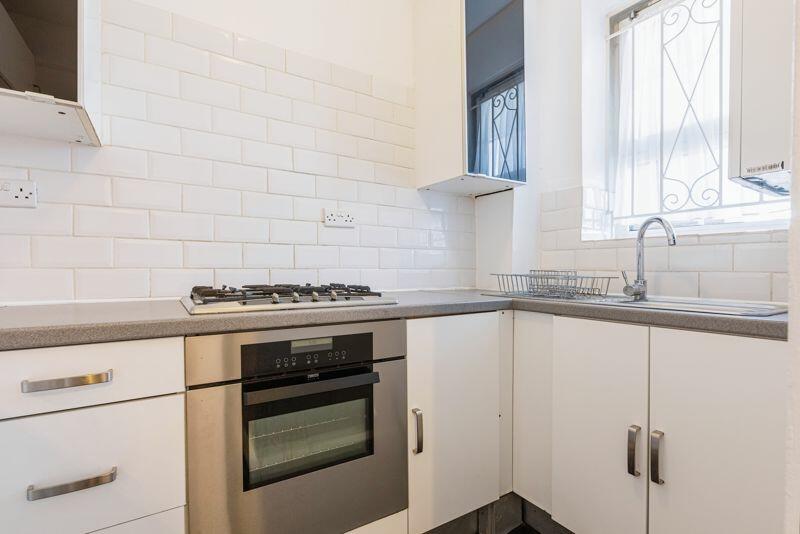Kitchen (2)