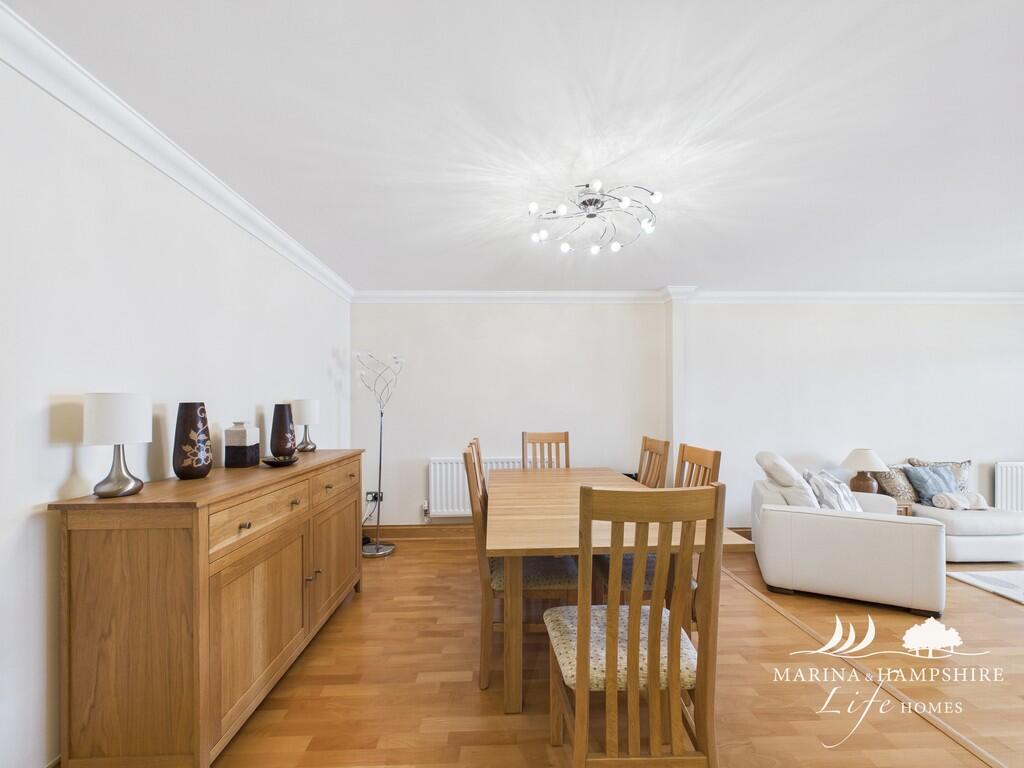 CAM03915G0-PR0018...