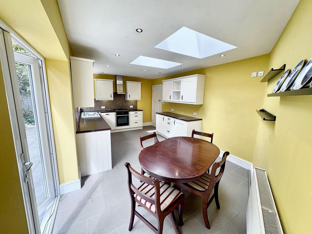 Kitchen / Diner