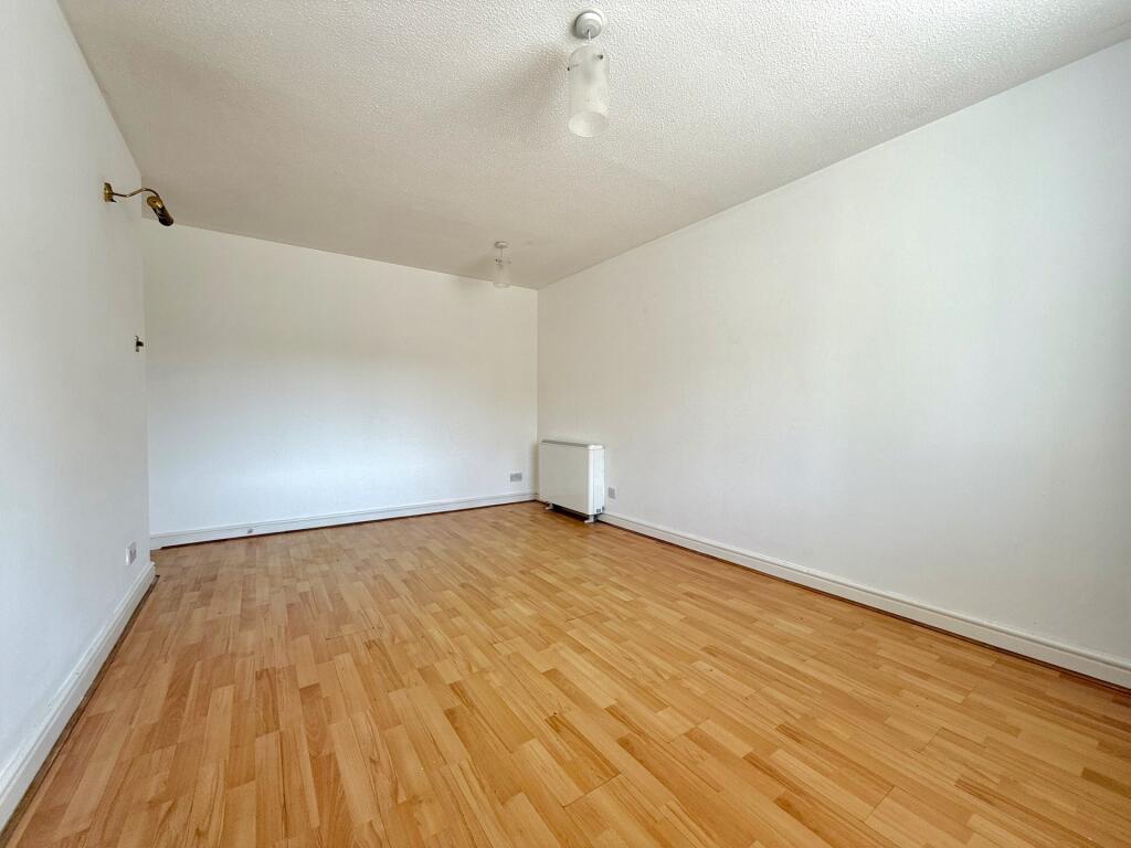 Living/DIning Area