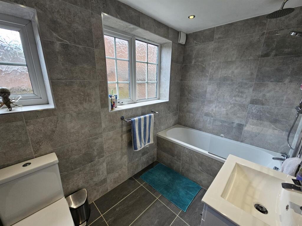 Downstairs Bathroom