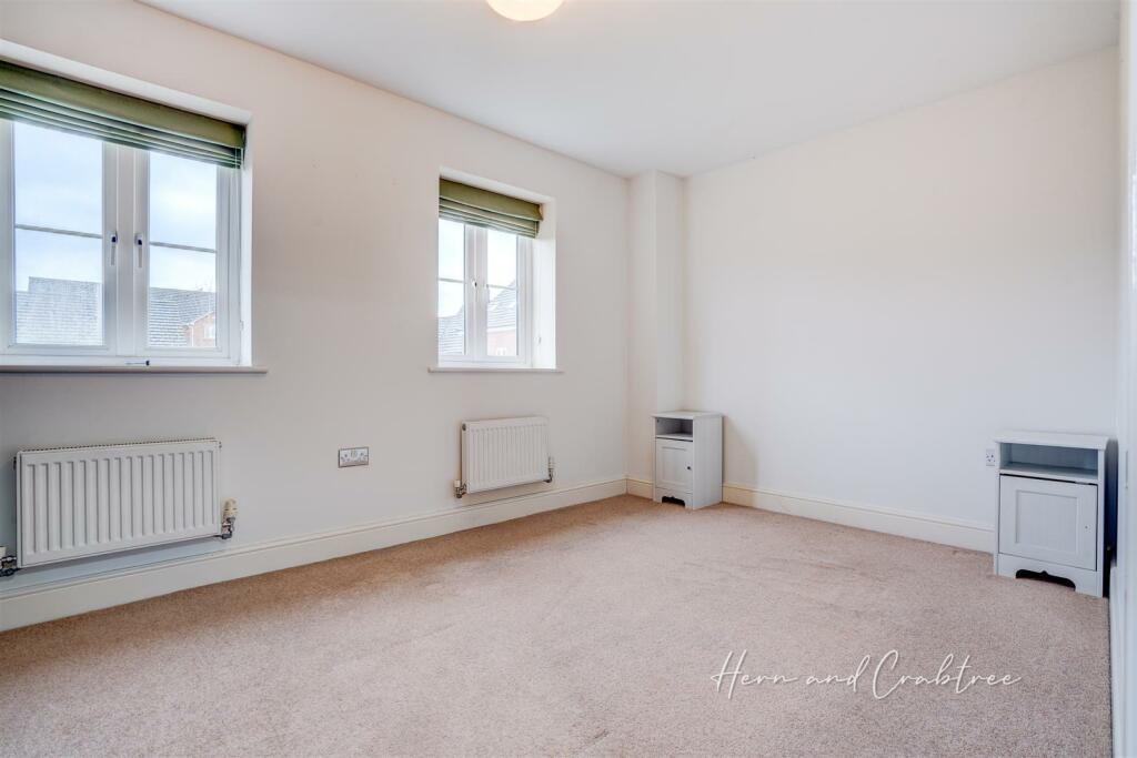 Mostyn Square, Llanishen, HernCrabtree (14).jpg