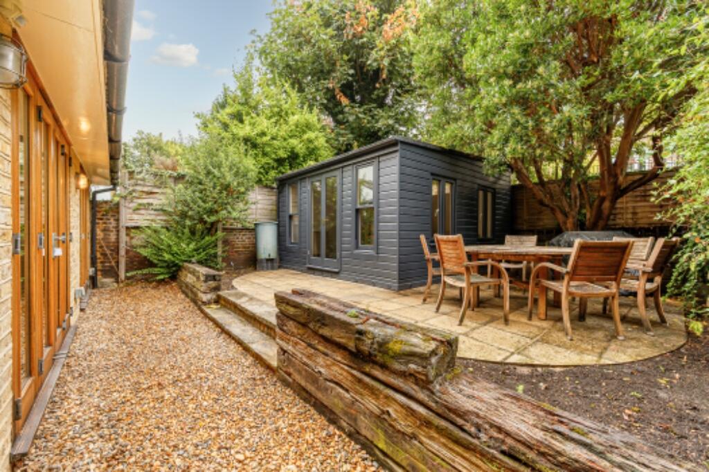 Garden/Studio