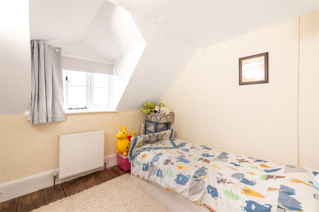 Bedroom Seven