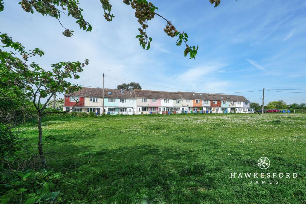 Station Row, Teynham - Front