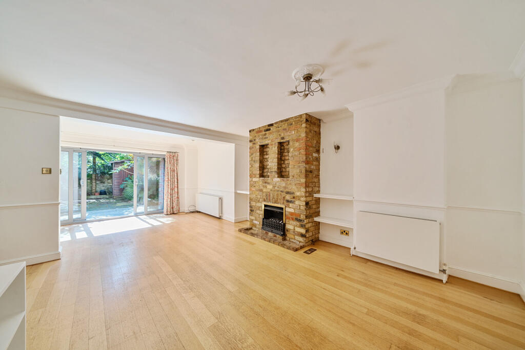 Family/Dining Room