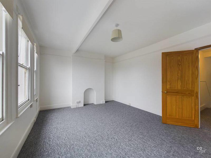 Bedroom .1