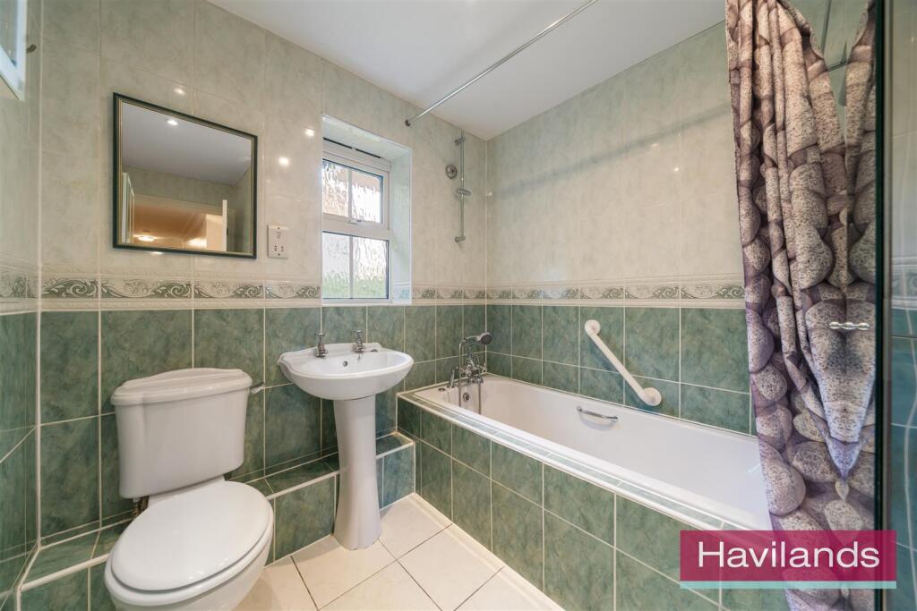 Oakington Court-7.jpg