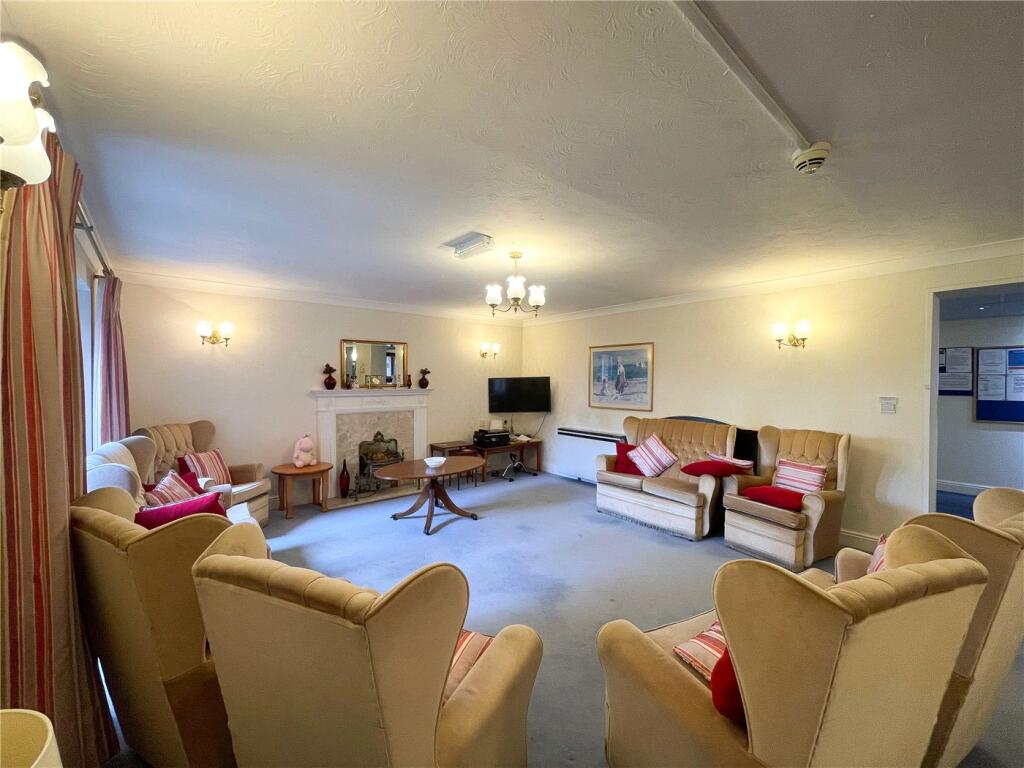 Communal Lounge