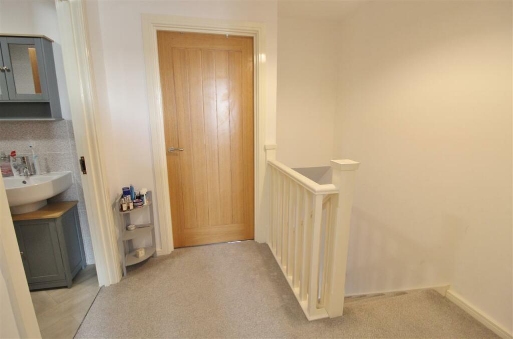 FIRST FLOOR-LANDING