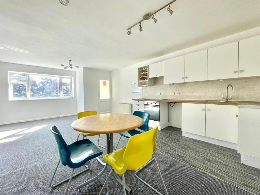 Open Plan Living Dining Kitchen