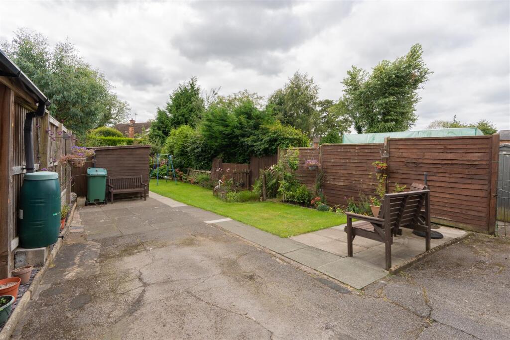 40 Eaton Road-21.jpg