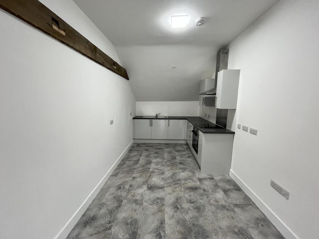 Kitchen photo 3