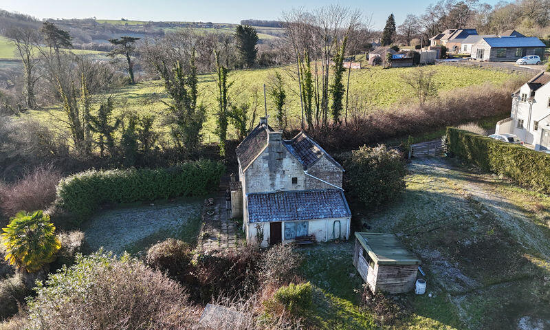 Aerial of side aspect