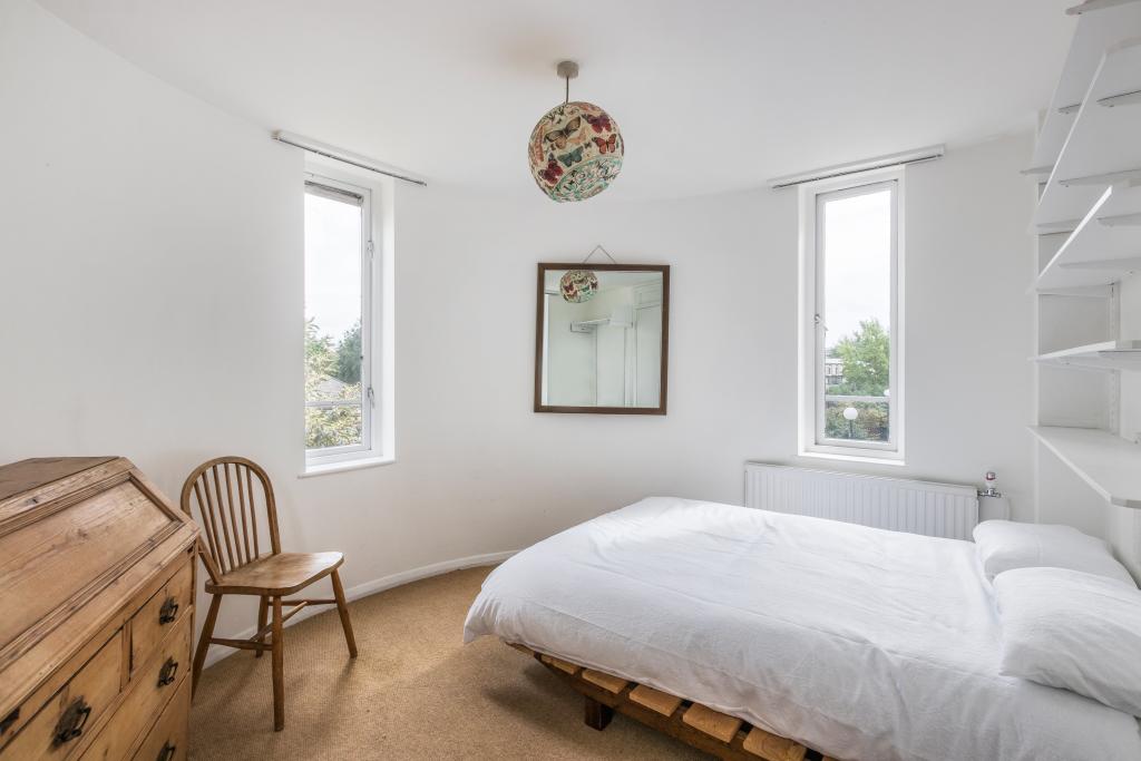 Sunbury Lane 11, SW1