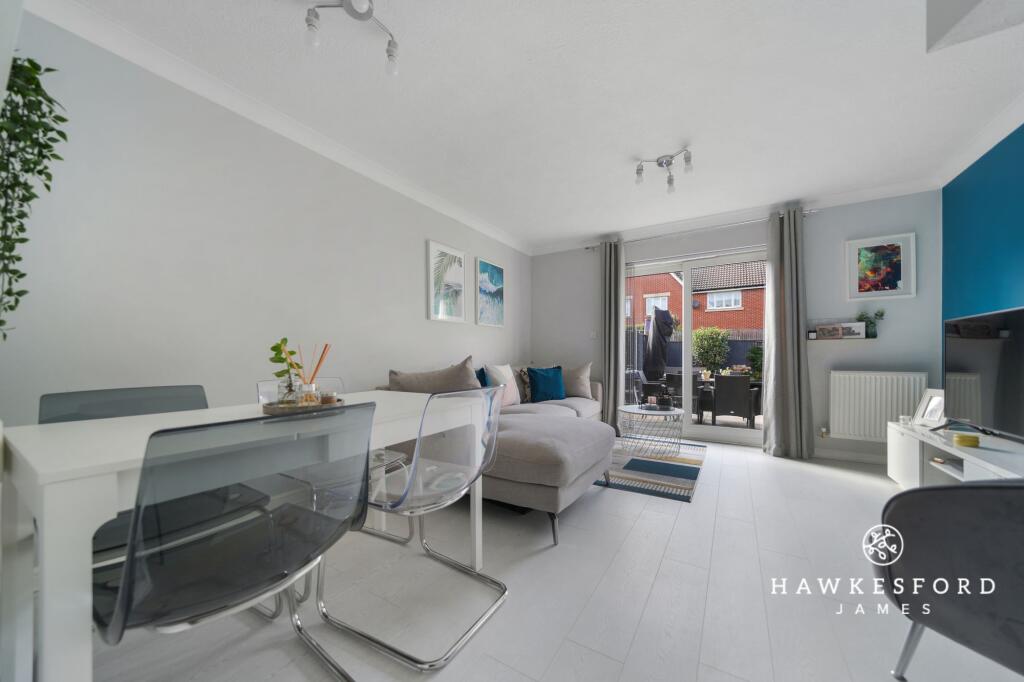 Feldspar Close, Sittingbourne - Lounge/diner