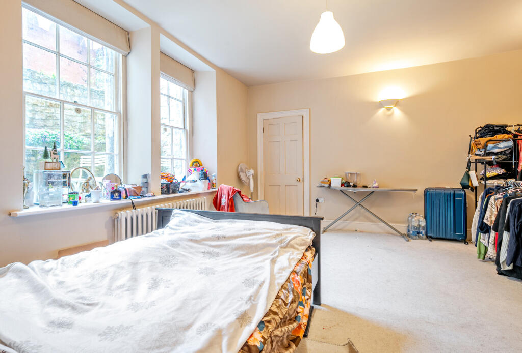 1306484-8-684ac1e...